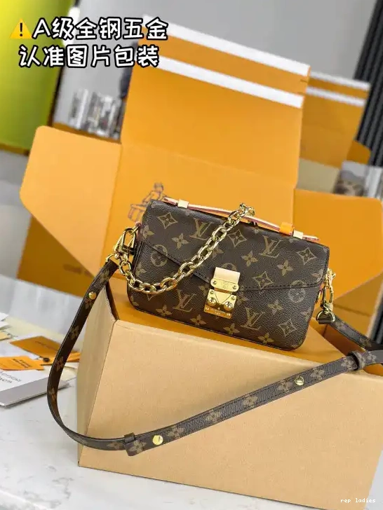 Cheap VUITTON EAST WEST METIS LOUIS POCHETTE 0501